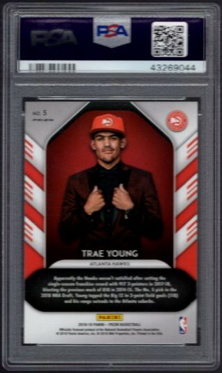 2018 - 19 PANINI PRIZM FAST BREAK LUCK OF THE LOTTERY TRAE YOUNG RC SP HAWKS PSA 9 2