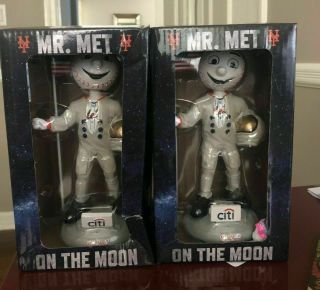 2 Mr.  Met On The Moon Bobbleheads 7/27/2019 York Mets Sga
