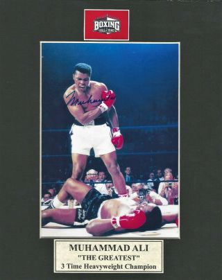 8x10 Mat With 5x7 Color Photo Of Muhammad Ali,  Live Ink Signed