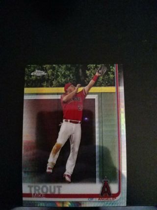 2019 Topps Chrome Mike Trout " Prism Refractor " Parallel Card 200