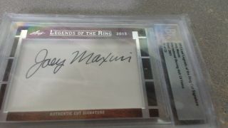 Joey Maxim 11/22 Autographed 2013 Leaf Legends Of The Ring Cut Signature