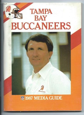 1987 Tampa Bay Buccaneers Nfl Football Media Guide Record Book