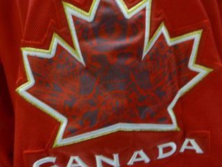 2010 Vancouver Olympics Team Canada Nike 16 Jersey Jonathan Toews Mens Medium