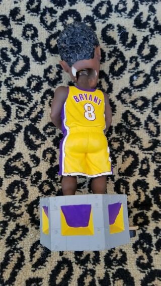 Kobe Bryant Bobblehead Forever Collectibles Legends Of The Court /10,  000 Lakers 3