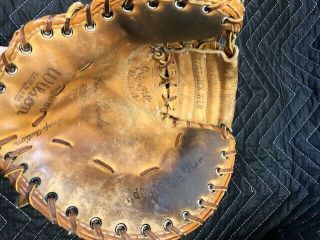 Vintage Wilson " The Big Scoop " Baseball Glove (3)
