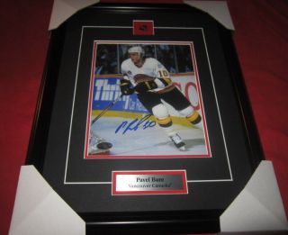 Pavel Bure Action Vancouver Canucks Signed And Framed 8x10 Sport Authentix ^