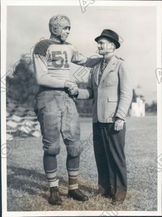 1938 Toledo News Bee Reporter Jack Senn & King Kong Mcphail Press Photo