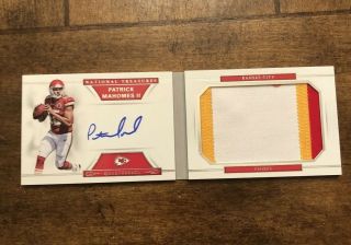 2017 National Treasures Patrick Mahomes Rookie Auto Patch Booklet /99 Mvp??