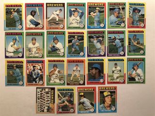 1975 Topps Milwaukee Brewers Complete Team Set Robin Yount (r) Hank Aaron Braves