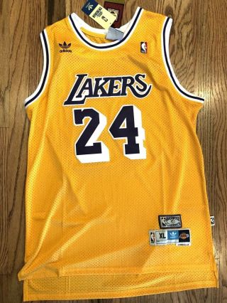 Kobe Bryant Autographed Jersey Los Angeles Lakers 24 3