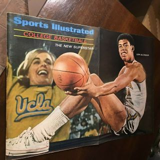 1966 Sports Illustrated College Basketball Lew Alcindor Ucla News Stand Nl Rare