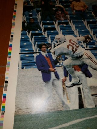 Vtg University of Texas Earl Campbell Heisman Trophy Winner 1977 Poster 25x19 2
