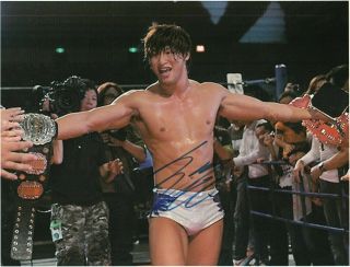 Kota Ibushi Autographed Wrestling Photo.  Highspots.  Wwe Njpw Aew