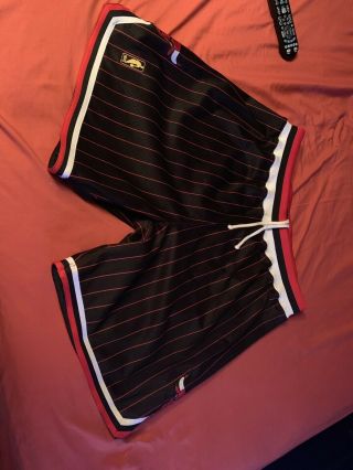 Authentic Chicago Bulls Pinstripe Shorts Mitchell And Ness Size Xl