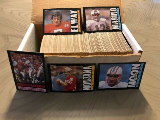 1985 Topps Football Complete Set - 396 Card Nm