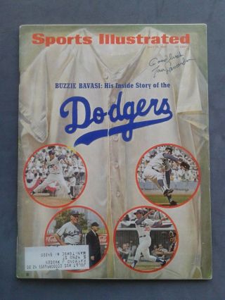 Tom Lasorda La Dodgers Autographed Sports Illustrated May 15,  1967 Ex