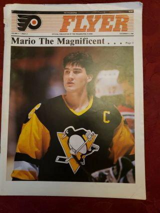 Philadelphia Flyers Vs.  Pittsburgh Penguins 1998 Program Mario Lemieux On Cover