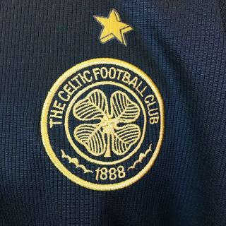 Umbro Celtic Football Club Soccer Jersey (Size XL) Scottish Premier League 8