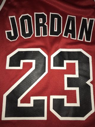 Vintage Champion Jersey Michael Jordan Chicago Bulls 23 Red NBA Size Men ' s 40 4