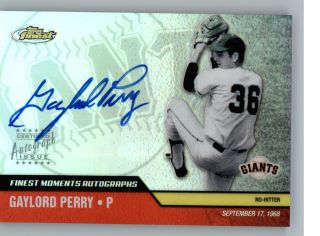 2002 Topps Finest Moments Refractor Autograph Auto Gp Gaylord Perry