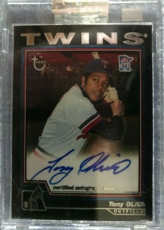 2004 Topps Chrome Tony Oliva Autographed Card W/topps Tamper Proof Seal