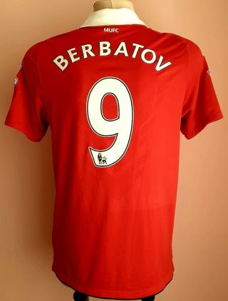 Manchester United 2010 - 2011 Home Football Nike Shirt 9 Berbatov