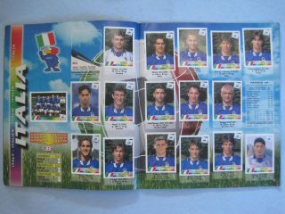1998 PANINI FIFA FRANCE WORLD CUP STICKER ALBUM NEAR SET 461/561 RONALDO SHARP 6
