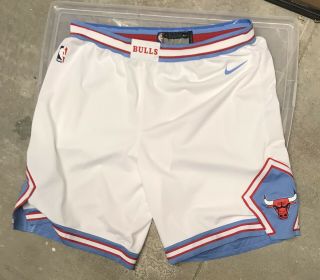 Authenic Chicago Bulls City Edition Shorts 2017 - 2018 Size 46 (xxl) Length,  2