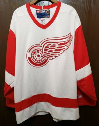Ccm White Detroit Red Wings Hockey Jersey Size Man Large Stitched