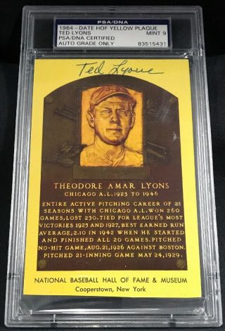 Ted Lyons Signed 1964 Date Hof Yellow Plaque Postcard Auto Psa/dna Psa 9