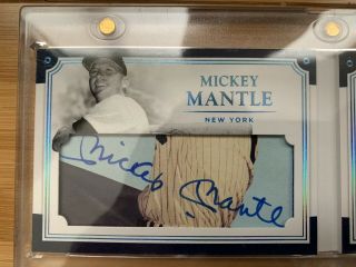 Panini National Treasures Roger Maris & Mickey Mantle Dual Cut Auto Signed Card