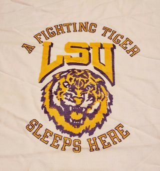 Vintage Louisiana State University Tigers Lsu White 28.  25 " X 19.  5 " Pillowcase