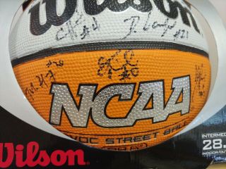 University Of Illinois Team Signed Basketball 3