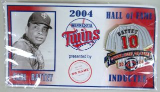 Minnesota Twins Pin Baseball Mlb Earl Battey Hall Of Fame Inductee Jersey 2004