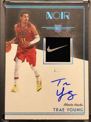 2018 - 19 Panini Noir Trae Young Rookie Patch Auto 1/5 Nike Swoosh Tag Rc Hawks
