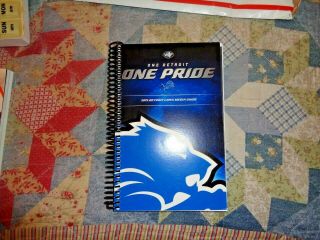 2015 Detroit Lions Media Guide Yearbook Press Book Program Nfl Football Ad