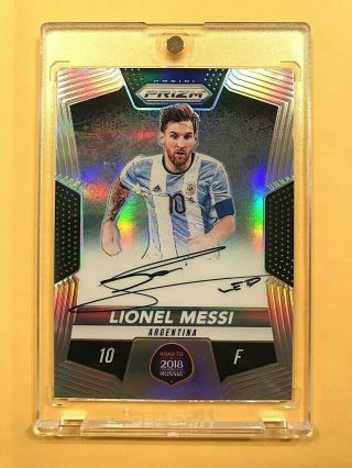 2018 - 19 Immaculate Lionel Messi 2017 - 18 Road To World Cup Prizm Auto 67/99 Sp