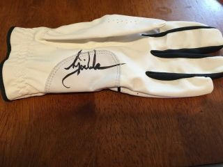 Masters Champion Tiger Woods Signed Autographed Golf Glove With