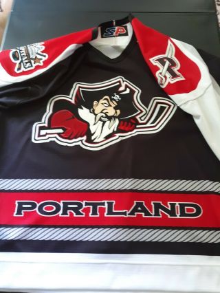 Hockey Jersey Portland Pirates Ahl Capitals Size 56 With Fight Strap