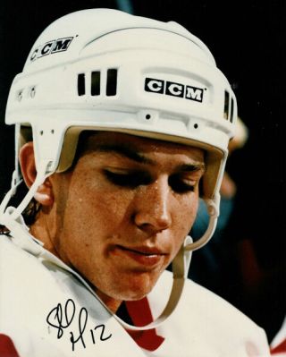Sheldon Kennedy Signed Detroit Red Wings 8x10 Photo