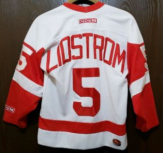 CCM White NICKLAS LIDSTROM Detroit Red Wings 5 Hockey Jersey Youth S/M STITCHED 2