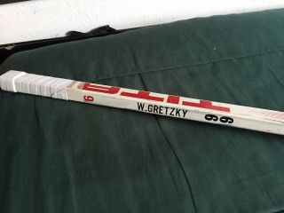 Wayne Gretzky Early Style Store Model Stick 3