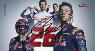 Daniil Kvyat Signed 4.  5x8 Inches 2016 Toro Rosso F1 Official Card