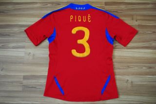 Size M Spain National Team Home Football Shirt 2011 - 2012 Jersey 3 Gerard PiquÉ