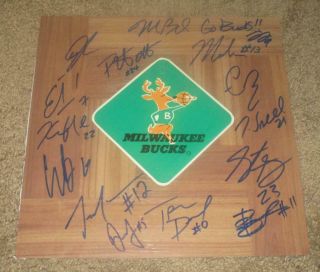 Milwaukee Bucks 2018 - 2019 Team Signed Floorboard Autographed By 15 (proof)