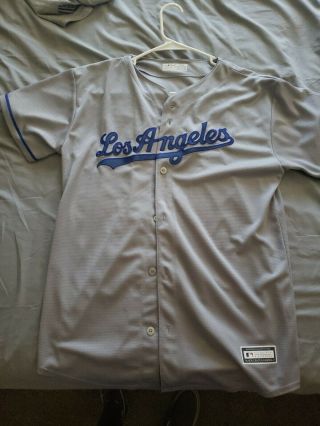 L.  A.  Dodgers Jersey Youth Size Xl