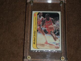 1986 - 87 Fleer Sticker 8 Michael Jordan - Bulls Hof Rookie (card Looks Trimmed)