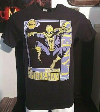 Marvel Comics Los Angeles Lakers " Spider - Man " T - Shirt Medium
