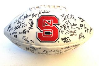 2018 Team Signed Nc State Wolfpack Logo Football W/coa North Carolina