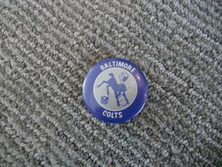 Vintage Baltimore Colts Football Nfl Pin Pinback Button